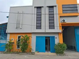 Gudang disewakan di Gedangan Tanrise South Gate