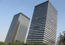 SEWA RUANG KANTOR LANDMARK TOWER JAKARTA SELATAN