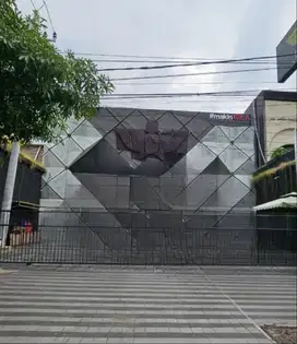 HOT Bangunan Komersial  Disewakan Ex Pub, Surabaya Timur