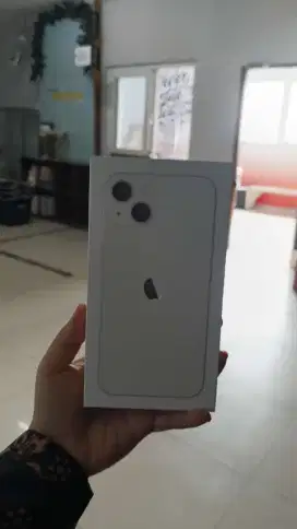 IPHONE 13 128 GB STARLIGHT