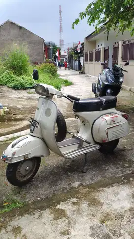 Vespa Sprint Veloce 1978 Original Paint