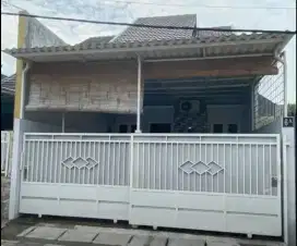 Butuh cepat laku, Hunian daerah rungkut