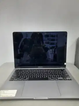 Macbook pro 2020 (8/256gb)