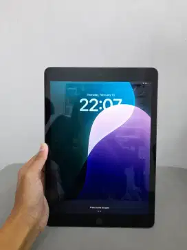 Ipad gen 8 wifi (32gb)