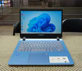 Asus VivoBook A407M / N4000 (8/250)