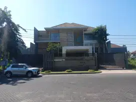 Dijual Mewah Rumah Siap Huni Galaxi Bumi Permai Surabaya Barat