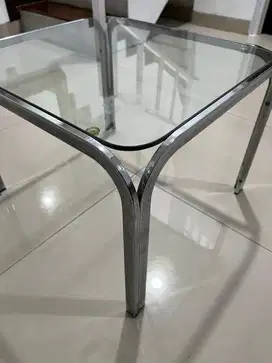 Meja kaca rangka alluminium uk 60x60x40