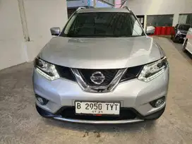 Nissan X-TRAIL 2.5  AT 2018 Perak Premium Condition - B2950TYT