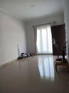Rumah cantik, dalam  cluster ,di sektor 3 bintaro