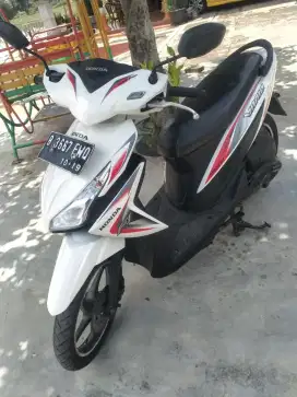 Vario 2015 LED mesin bagus halus ex cewek