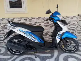 TVS Dazz 2018 putih