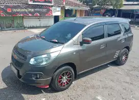 Chevrolet Spin LS Bensin Manual