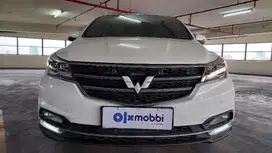 HARGA TERBAIK TDP 7JT Wuling Cortez 1.8 L Lux AMT Bensin-AT Putih 2018