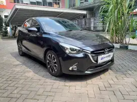 [OLX Mobbi] Mazda 2 Putih 1.5 R Skyactiv Bensin-AT 2015 TFH