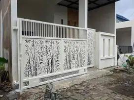Pagar besi gerbang motif plat cutting minimalis