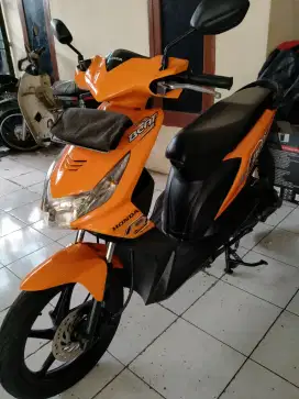 Beat karbu 2008 warna orange asli