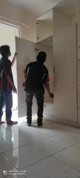 Rakit Bongkar Pasang Lemari Kitchenset Partisi Pindahan Rumah Kantor