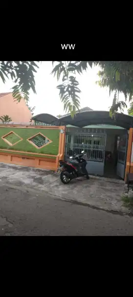 Jual rumah lokasi tipes dekat SMA sido kare lt 228m hrg 1,7Myd nego