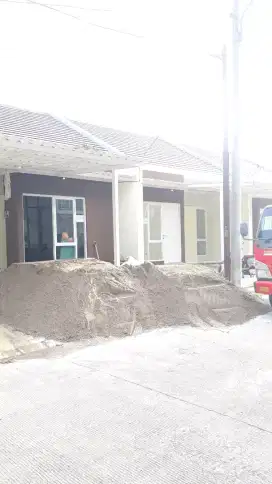 Pasir bangunan isi 7 kubik