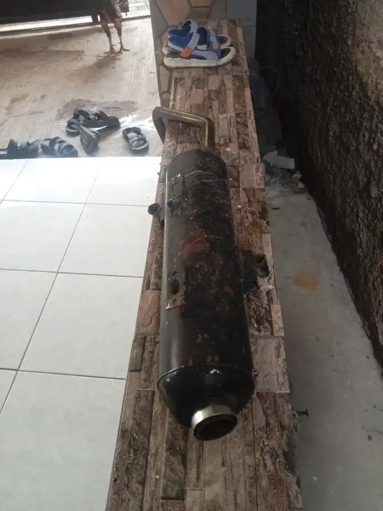 Jual je ini kenalpot pcx 150 dari pada kaga pake