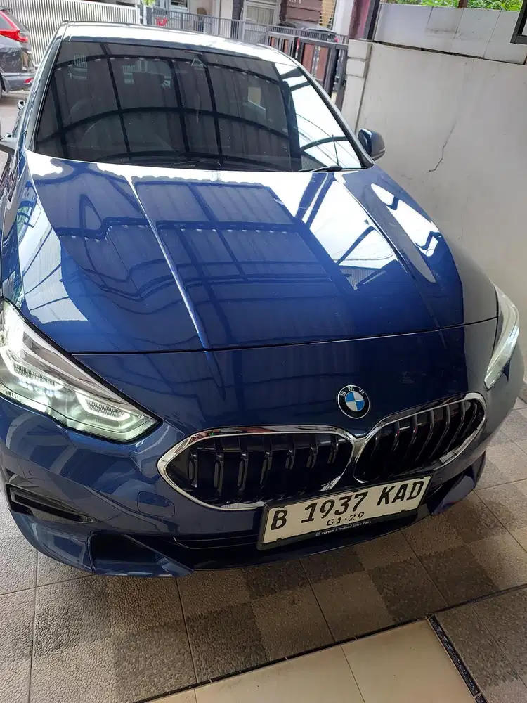 BMW 218i 2023 Bensin