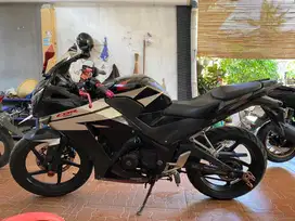 Di jual santai CBR 150