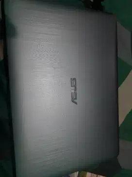 Laptop Asus X441s