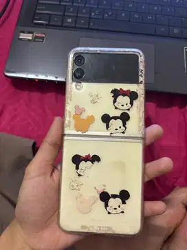 Samsung flip 3 garis hijau