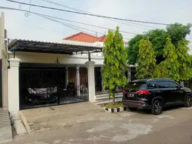 Jual Rumah Luas di Kertajaya Indah Manyar Sabrangan Surabaya