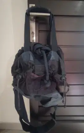 Tas slingbag besar model bagus minimalis