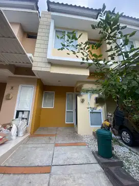 Rumah 2 lantai siap huni di cluster Virginia gading serpong Tangerang