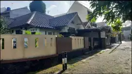 Rumah tanah luas di jatibening siap huni LT 244 LB 90