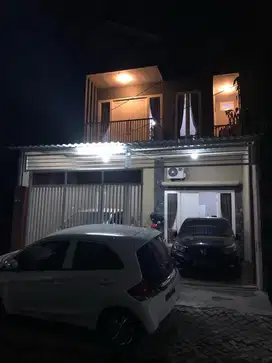 Butuh Laku Cepat Rumah 2 Lantai Siap Huni