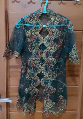 Kebaya wanita,bahan premium