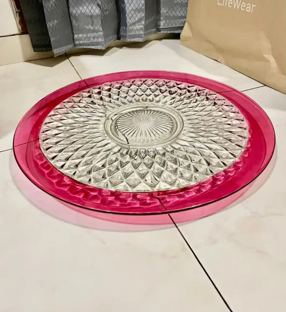 Schaal / piring hidangan kristal bohemia