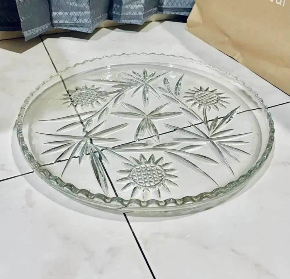 Schaal / piring hidangan kristal bohemia cantik