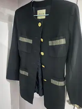 A Blazer size M layak