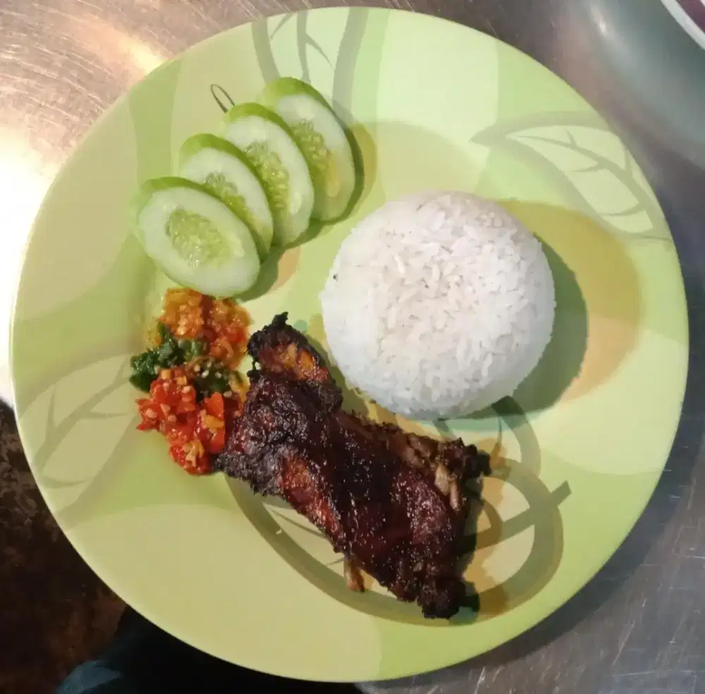 Lowongan. Kerja  di waung makan