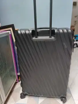 Tumi 19 Degree extended trip expandable original good condtion