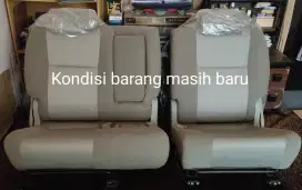 Jok mobil innova