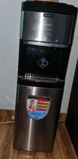 Dijual dispanser sanken galon bawah 95% baru