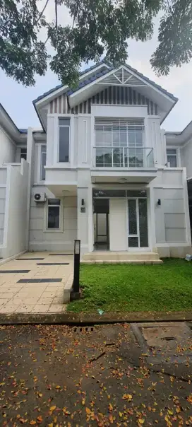 Disewakan Rumah 2 Lantai Lavon Type D putih cikupa Tangerang