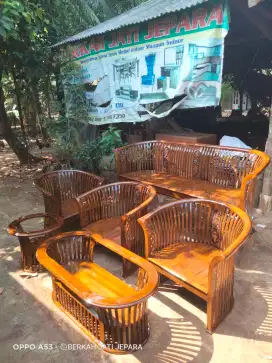 Kursi tamu kranjang