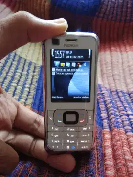Nokia klasik 6120c