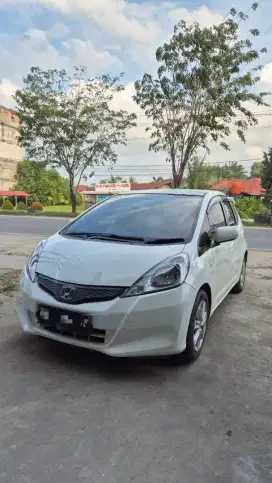 Jazz S GE-8 2011 AT