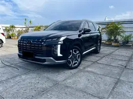Hyundai Palisade 2.2D Signature 4x2 At 2023 Black On Red