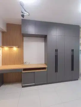 Almari baju pintu geser