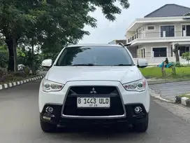 Mitsubishi Outlander GLS AT 2013 Putih Metalik