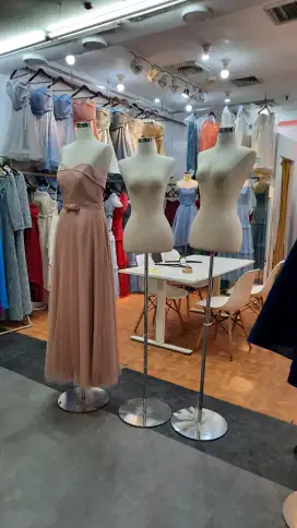 Patung Kain Tusuk Jarum