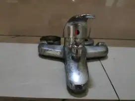 Kran shower panas dingin soligen